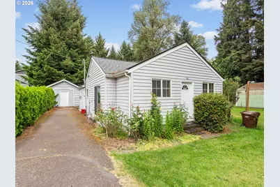 150 River Ln, Gladstone, OR 97027 - Photo 2