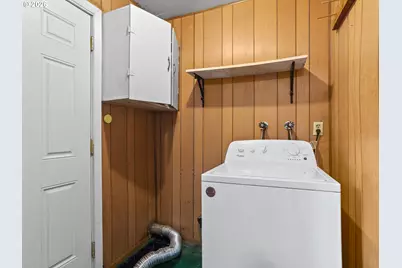 150 River Ln, Gladstone, OR 97027 - Photo 12