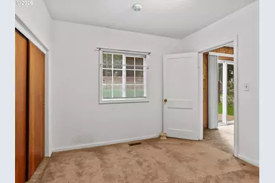 150 River Ln, Gladstone, OR 97027 - Photo 14