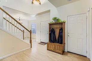 14617 SE Thornapple Ln, Milwaukie, OR 97267 - Photo 4