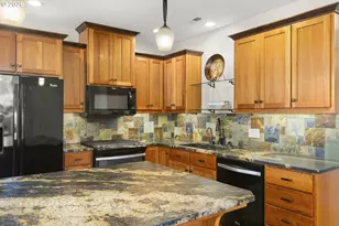 7006 NE Elm St, Hillsboro, OR 97124 - Photo 16