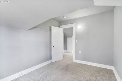 2035 4th St, Salem, OR 97301 - Photo 26