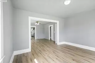 2035 4th St, Salem, OR 97301 - Photo 6