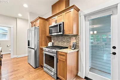 14395 SW Equestrian Ln, Beaverton, OR 97008 - Photo 16