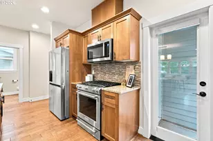 14395 SW Equestrian Ln, Beaverton, OR 97008 - Photo 16