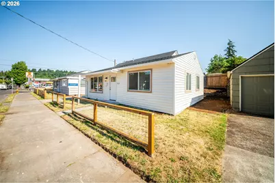 8016 NE Fremont St, Portland, OR 97213 - Photo 2