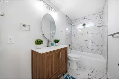 8016 NE Fremont St, Portland, OR 97213 - Photo 12