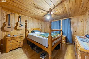 542 NW Douglas St, Dallas, OR 97338 - Photo 14