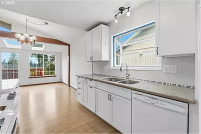 5525 Broadway St, West Linn, OR 97068 - Photo 10