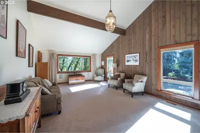 1925 Sylvan St, Eugene, OR 97403 - Photo 8