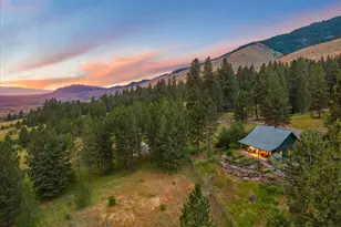70170 Fletcher Ln, Cove, OR 97824 - Photo 1