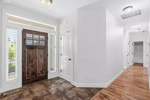 916 NW 105th Cir, Vancouver, WA 98685 - Photo 6