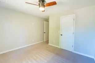 2285 SW 193rd Ct, Beaverton, OR 97003 - Photo 12