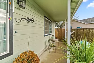 2503 Mangan St, Eugene, OR 97402 - Photo 4