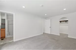19365 SW Butternut St, Beaverton, OR 97078 - Photo 12