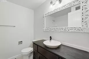 19365 SW Butternut St, Beaverton, OR 97078 - Photo 18