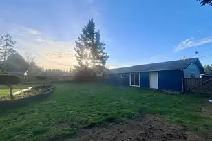 1940 Willow St, Florence, OR 97439 - Photo 18