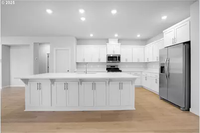 14956 SW 165th Ave, Tigard, OR 97224 - Photo 2