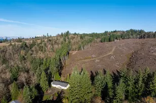 210 Corcoran, Kalama, WA 98625 - Photo 2