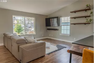 5214 Nightcap St SE, Salem, OR 97306 - Photo 10