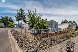 190 Twin Oaks Loop, Winston, OR 97496 - Photo 30