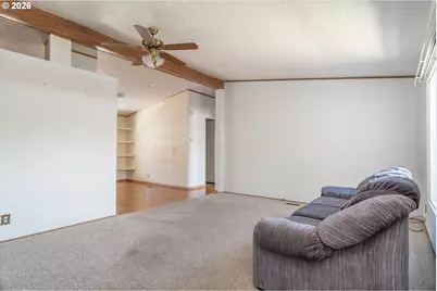 190 Twin Oaks Loop, Winston, OR 97496 - Photo 4