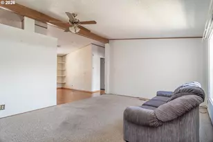 190 Twin Oaks Loop, Winston, OR 97496 - Photo 4