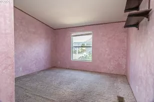 190 Twin Oaks Loop, Winston, OR 97496 - Photo 14
