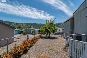 190 Twin Oaks Loop, Winston, OR 97496 - Photo 24