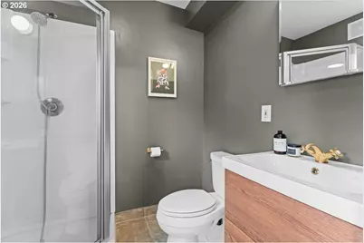 7916 N Emerald Ave, Portland, OR 97217 - Photo 10