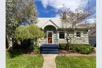 7916 N Emerald Ave, Portland, OR 97217 - Photo 1