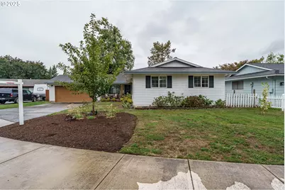 3635 SE Helen Ct, Troutdale, OR 97060 - Photo 1