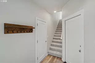 3971 Village Center Dr SE, Salem, OR 97302 - Photo 4