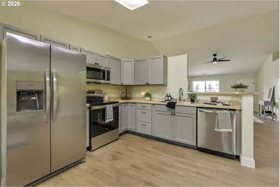 961 S 4th Ave, Cornelius, OR 97113 - Photo 10