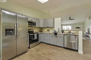 961 S 4th Ave, Cornelius, OR 97113 - Photo 10