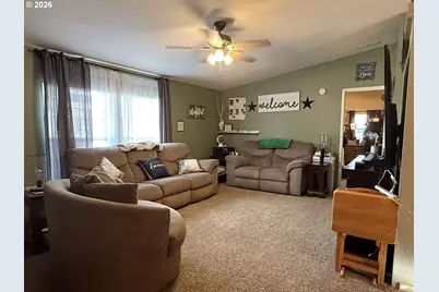 134 NW Anne Ave, Winston, OR 97496 - Photo 12