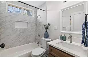 7118 SE Nehalem St, Portland, OR 97206 - Photo 10