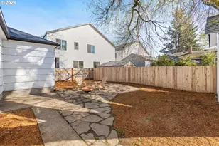 7118 SE Nehalem St, Portland, OR 97206 - Photo 16