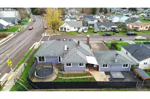 1038 3rd Ave, Sweet Home, OR 97386 - Photo 38