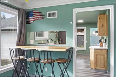 1038 3rd Ave, Sweet Home, OR 97386 - Photo 14