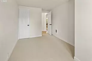 4100 SE 98th Ave, Portland, OR 97266 - Photo 26
