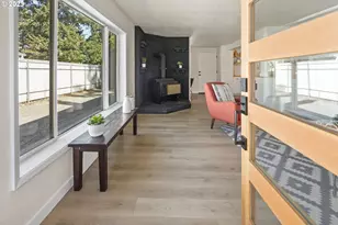 4100 SE 98th Ave, Portland, OR 97266 - Photo 4