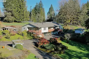 32809 Boomer Loop, Scappoose, OR 97056 - Photo 2