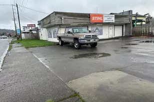 1120 S Broadway, Coos Bay, OR 97420 - Photo 1