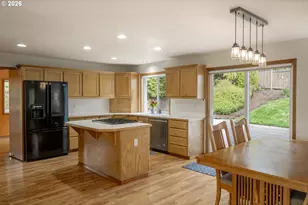 8516 SW 61st Ave, Portland, OR 97219 - Photo 12