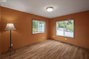 8516 SW 61st Ave, Portland, OR 97219 - Photo 10