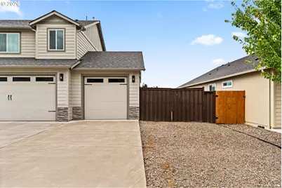 2098 S 60th St, Springfield, OR 97478 - Photo 4