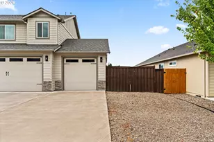2098 S 60th St, Springfield, OR 97478 - Photo 4