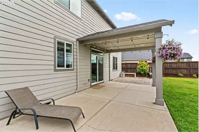 2098 S 60th St, Springfield, OR 97478 - Photo 42