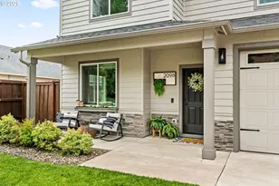 2098 S 60th St, Springfield, OR 97478 - Photo 6
